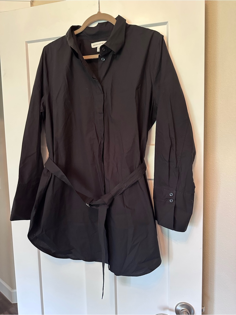 Cute black Banana Republic top